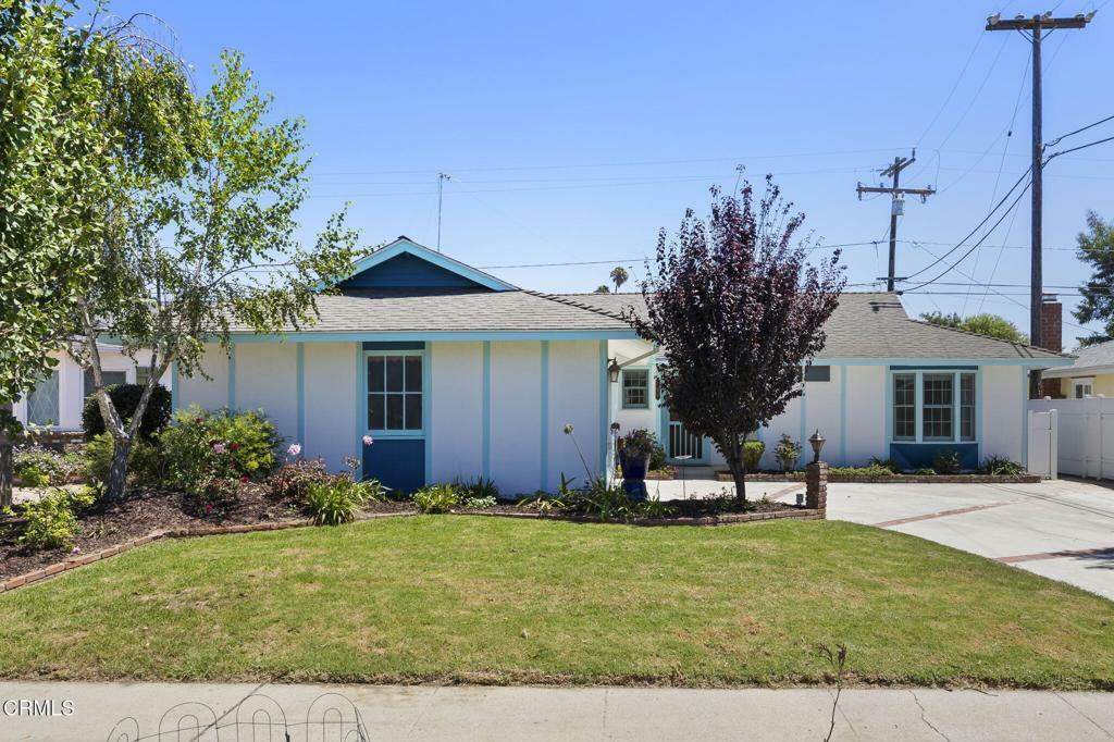 Property Photo:  264 S Brookshire Avenue  CA 93003 