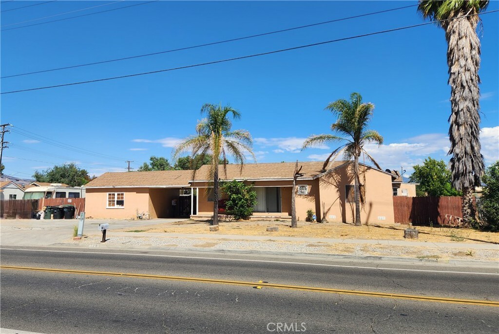 248 N Palm Avenue  Hemet CA 92543 photo