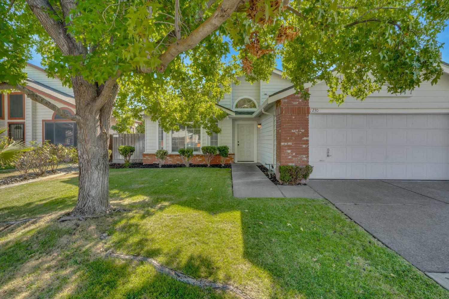 Property Photo:  1230 Mohr Circle  CA 95337 