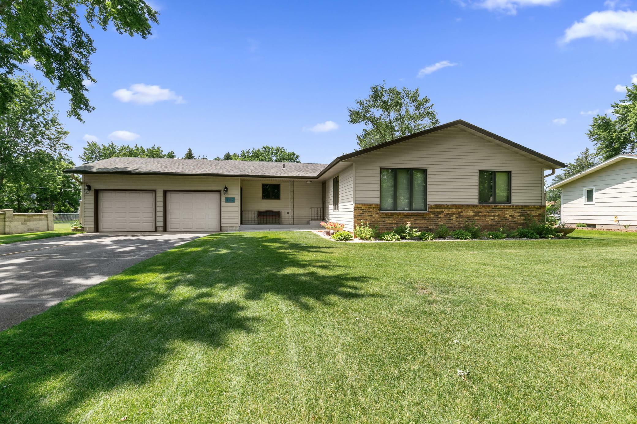 Property Photo:  1347 Cottonwood Road  MN 56303 