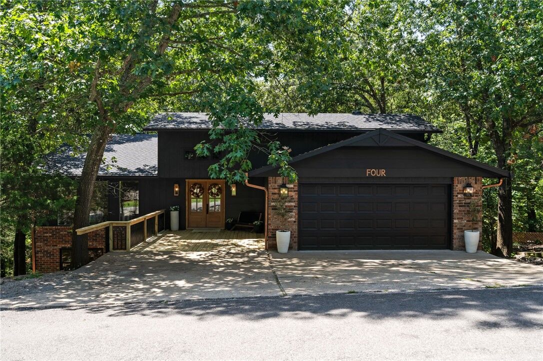 Property Photo: 4 Abingdon Lane AR 72715