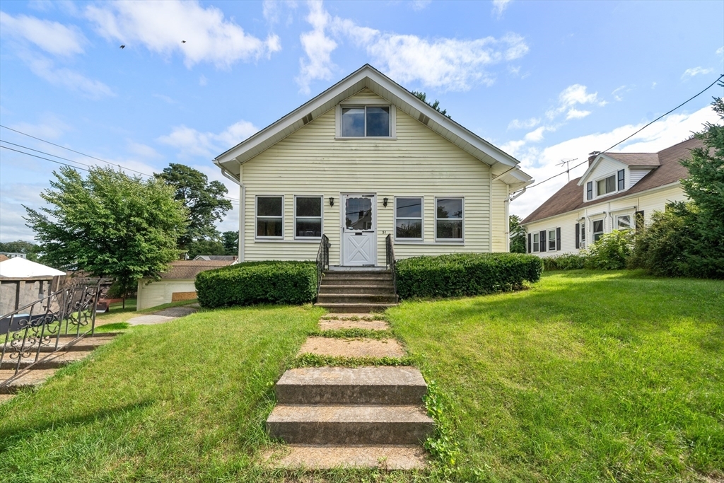 Property Photo:  51 Spofford Rd  MA 01607 