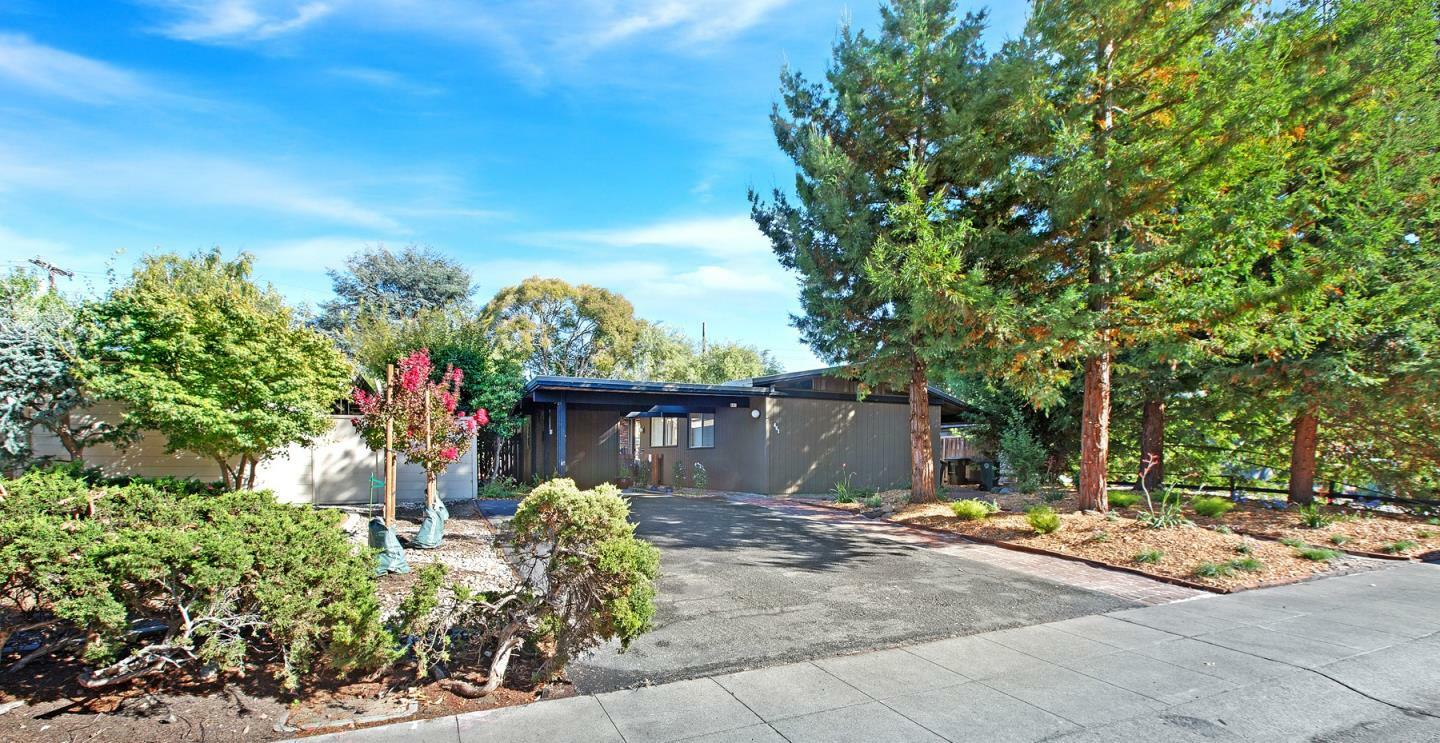 441 Carolina Lane  Palo Alto CA 94306 photo