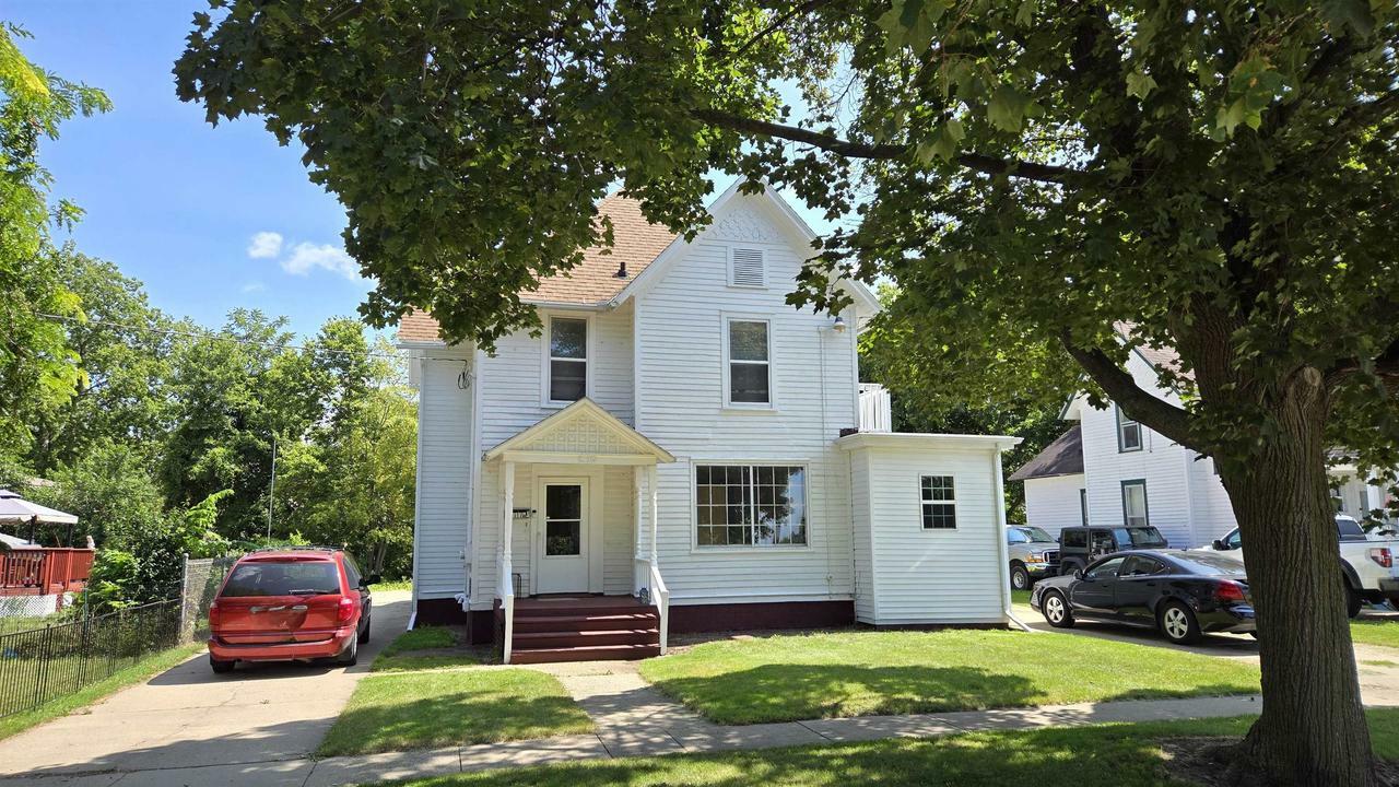 Property Photo:  1017 Church Street  WI 53511 