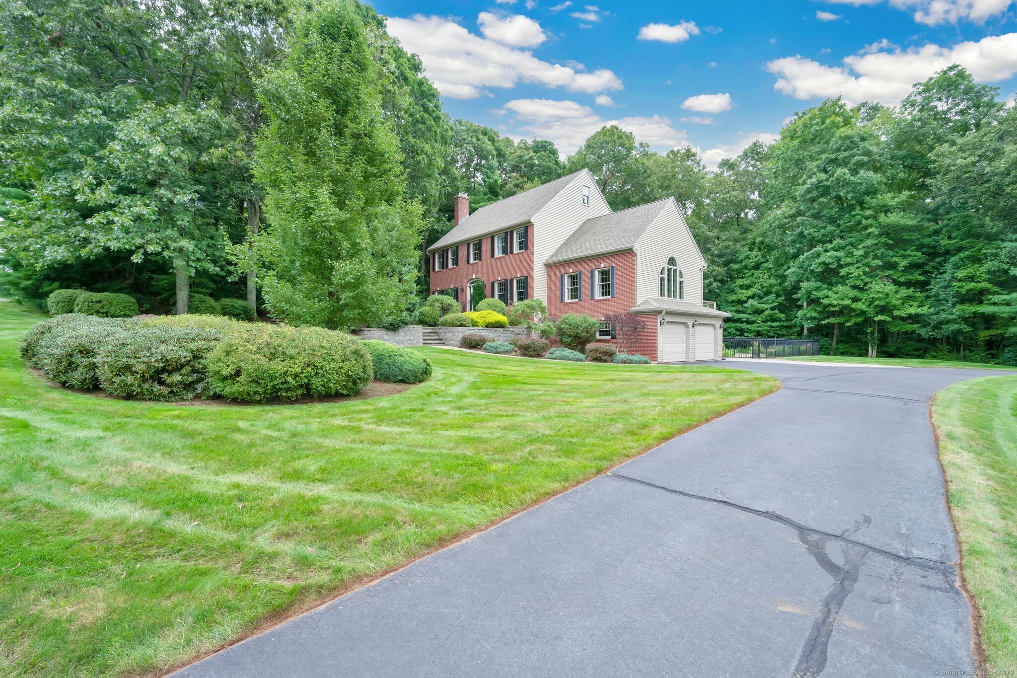 Property Photo:  7 Teaberry Ridge Road  CT 06029 