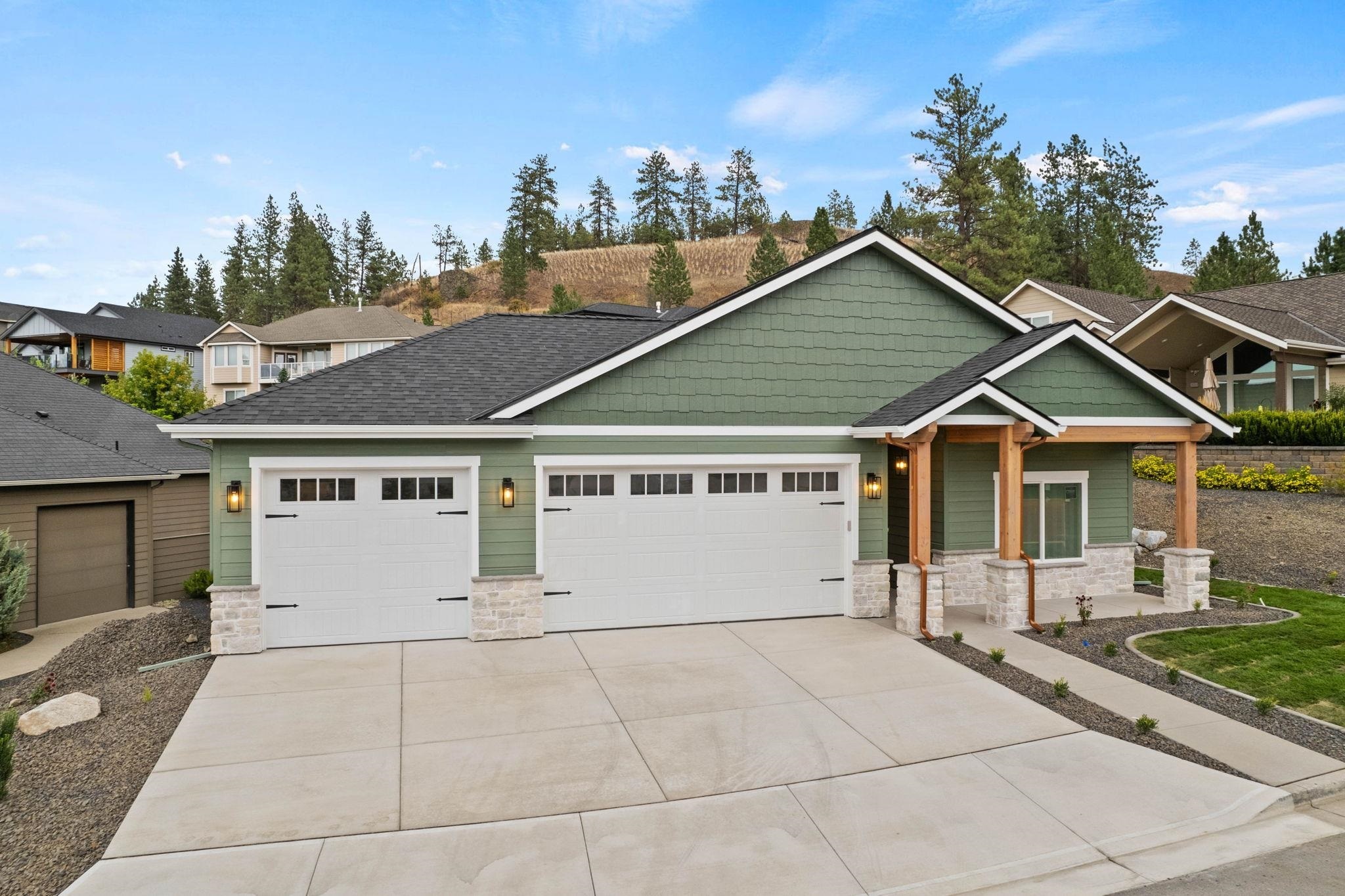 Property Photo:  13518 N Copper Canyon Ln  WA 99208 