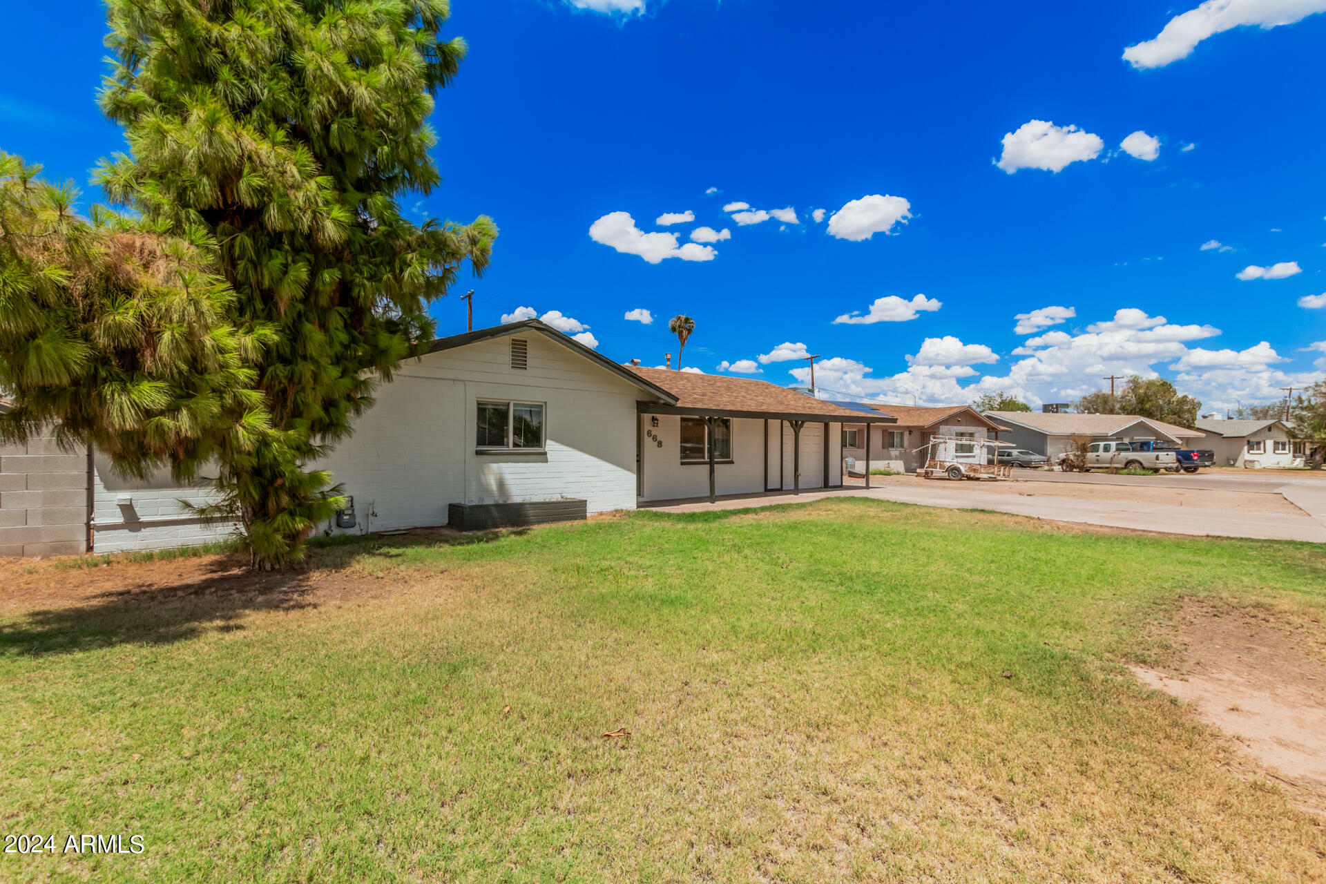 Property Photo:  668 E 7th Drive  AZ 85204 