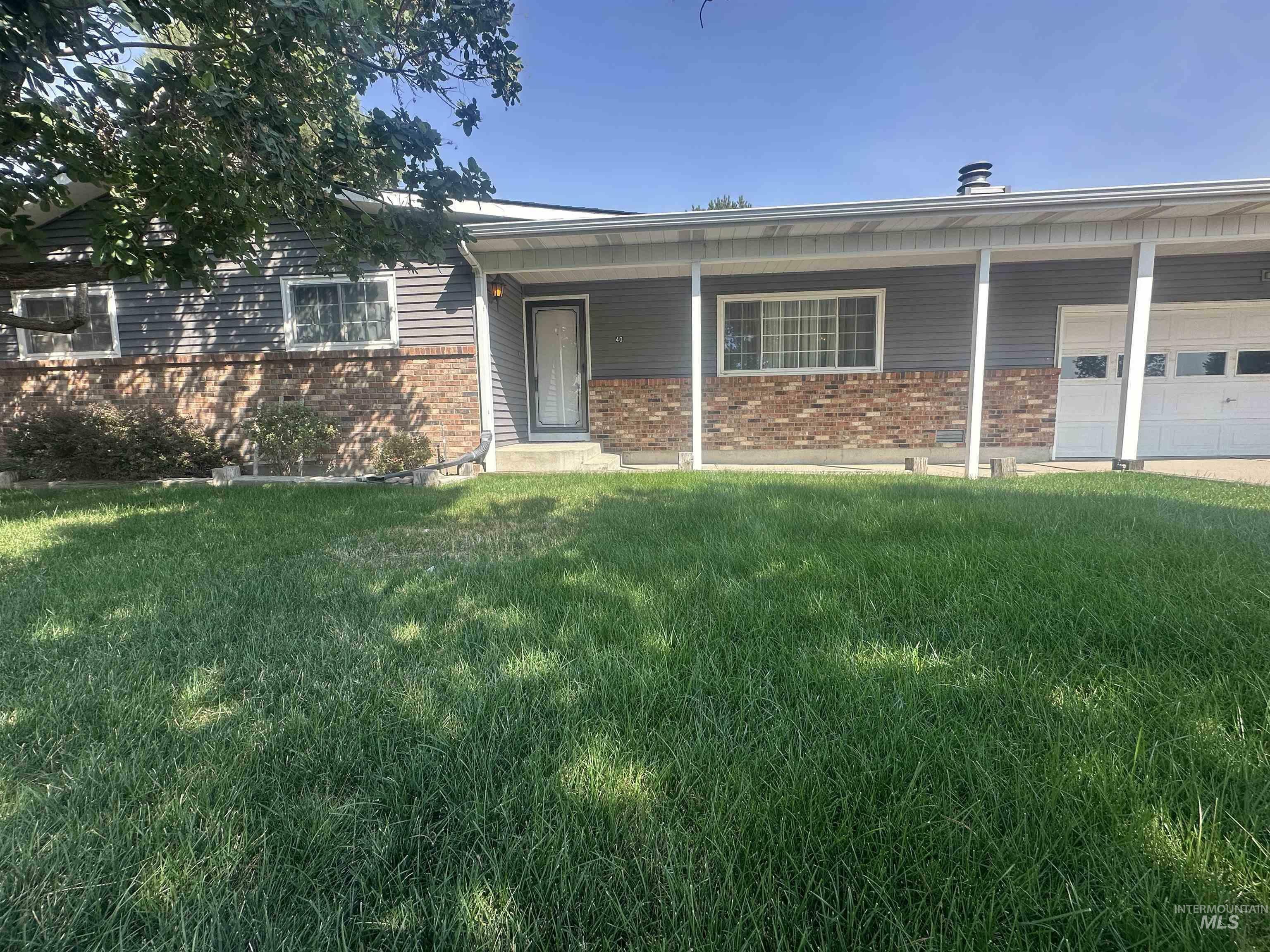 Property Photo: 40 E 23rd N ID 83647