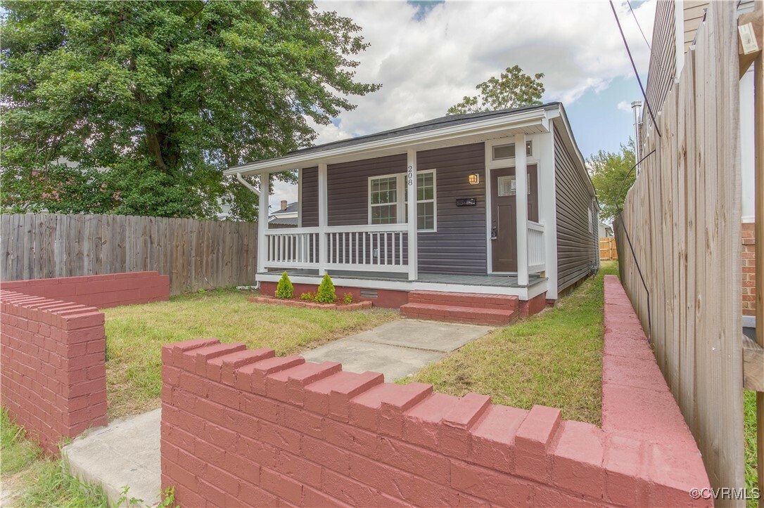 Property Photo:  208 E 18th Street  VA 23224 