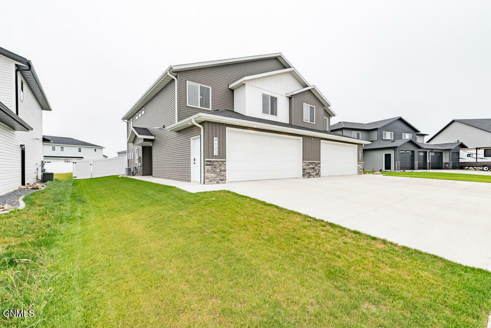 Property Photo:  4122 Steel Place  ND 58503 