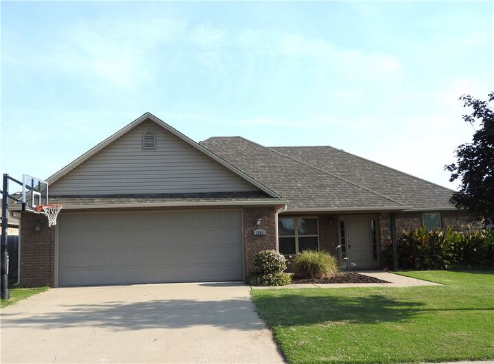 1261 Kensington Drive  Centerton AR 72719 photo