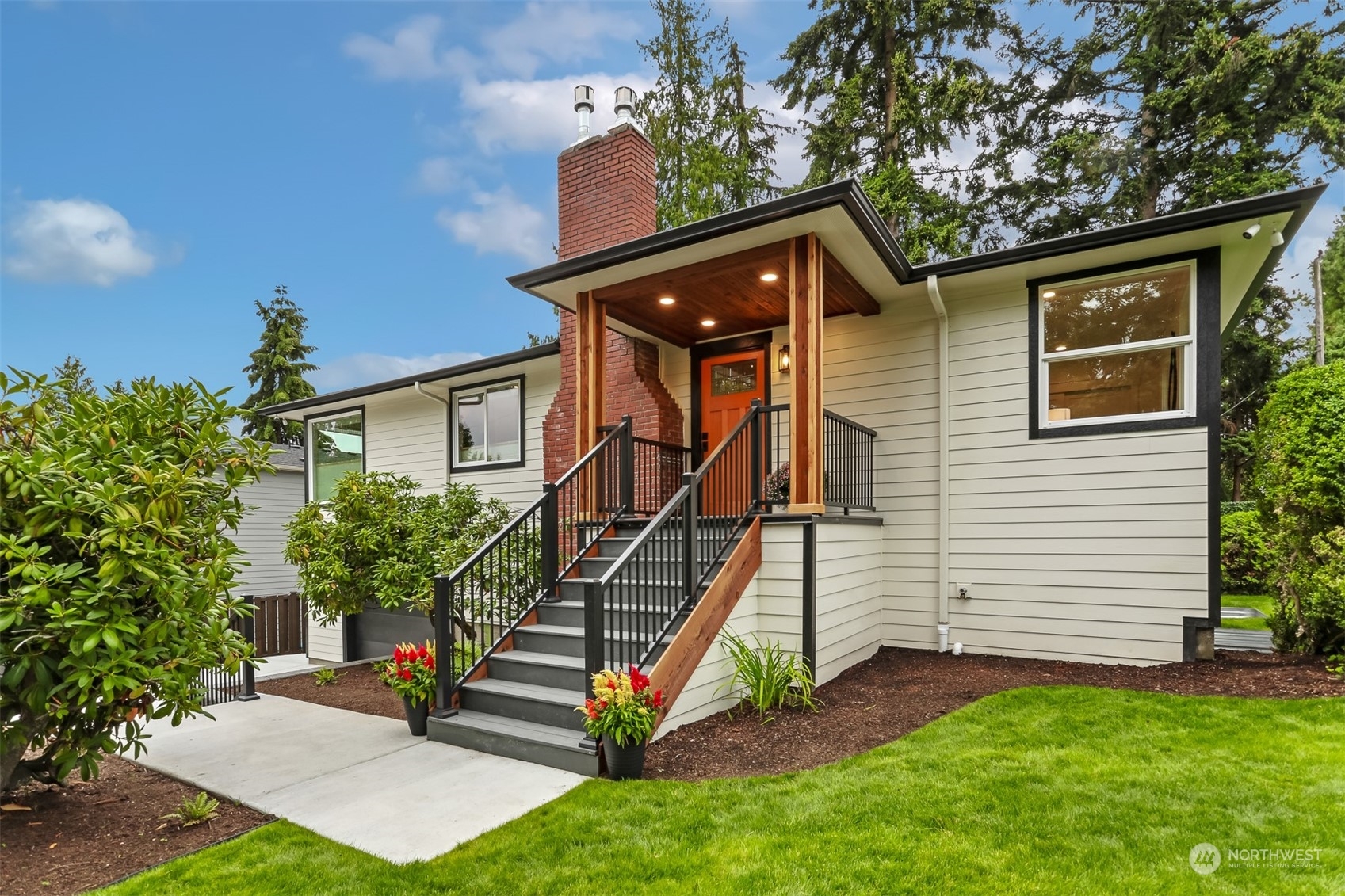 Property Photo:  1001 NE 155th Street  WA 98155 