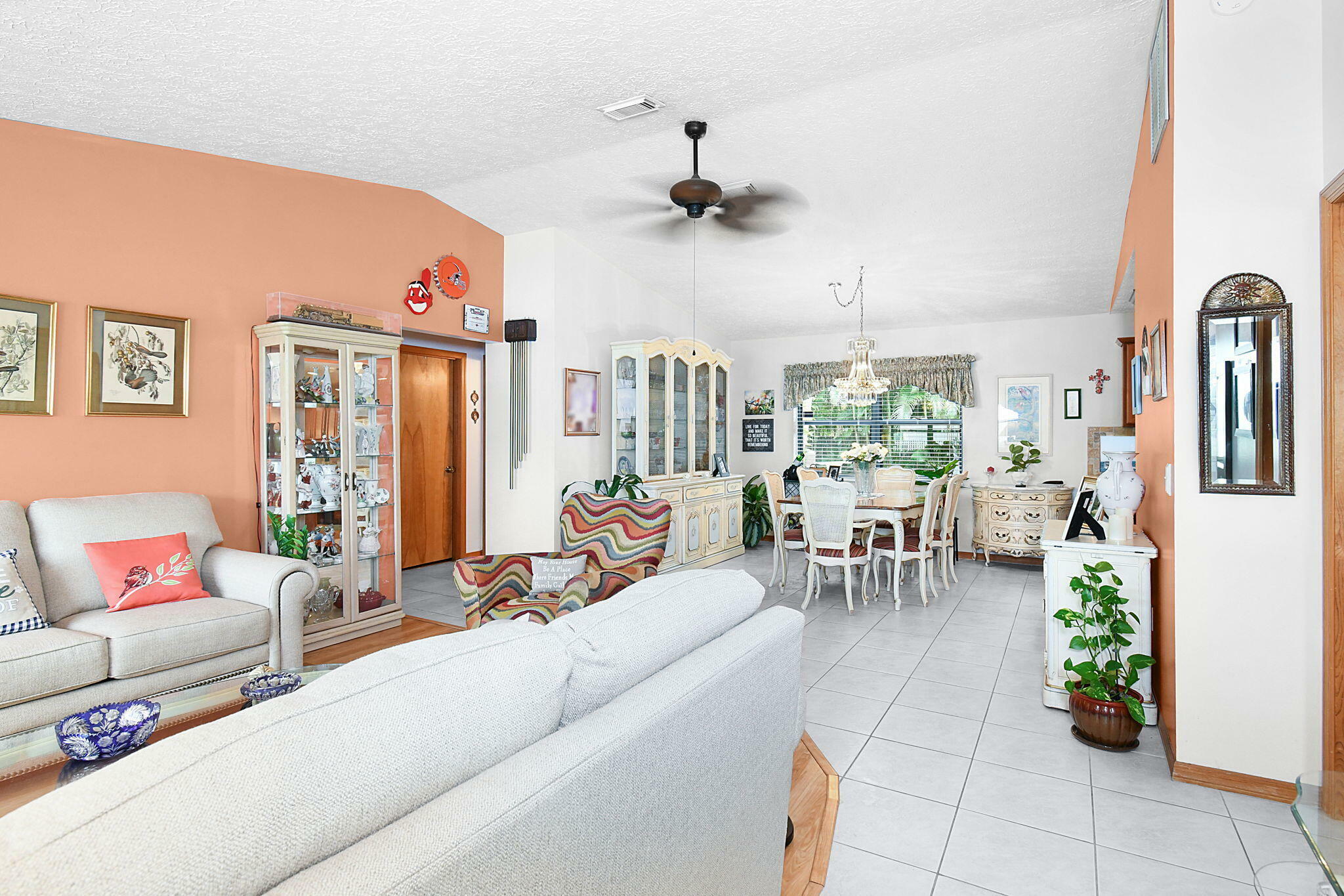 Property Photo:  1318 SW Colorado Avenue  FL 34953 