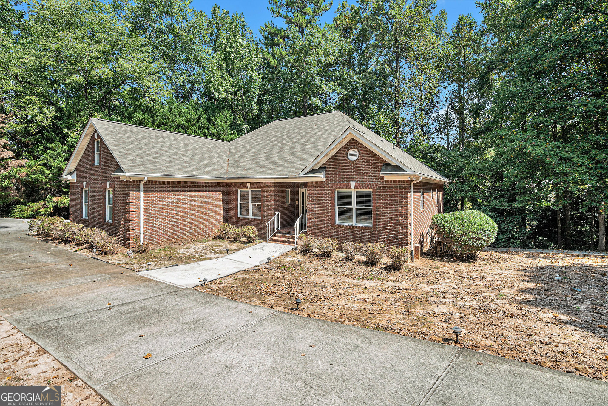 Property Photo:  5218 Parham Place SW  GA 30047 