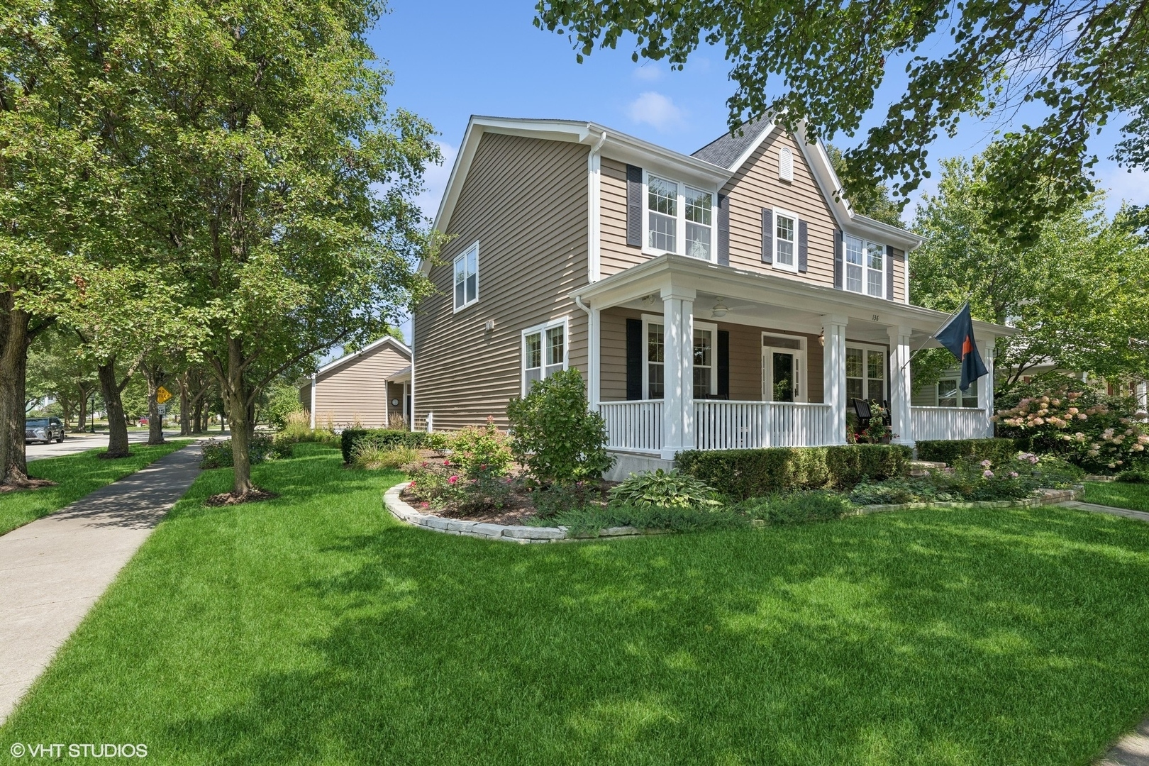 Property Photo:  136 Ranney Avenue  IL 60061 