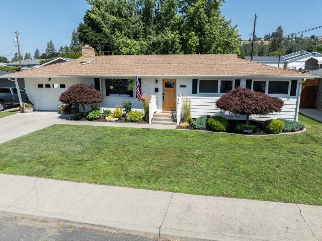 Property Photo:  3314 W Bruce Ave  WA 99208 