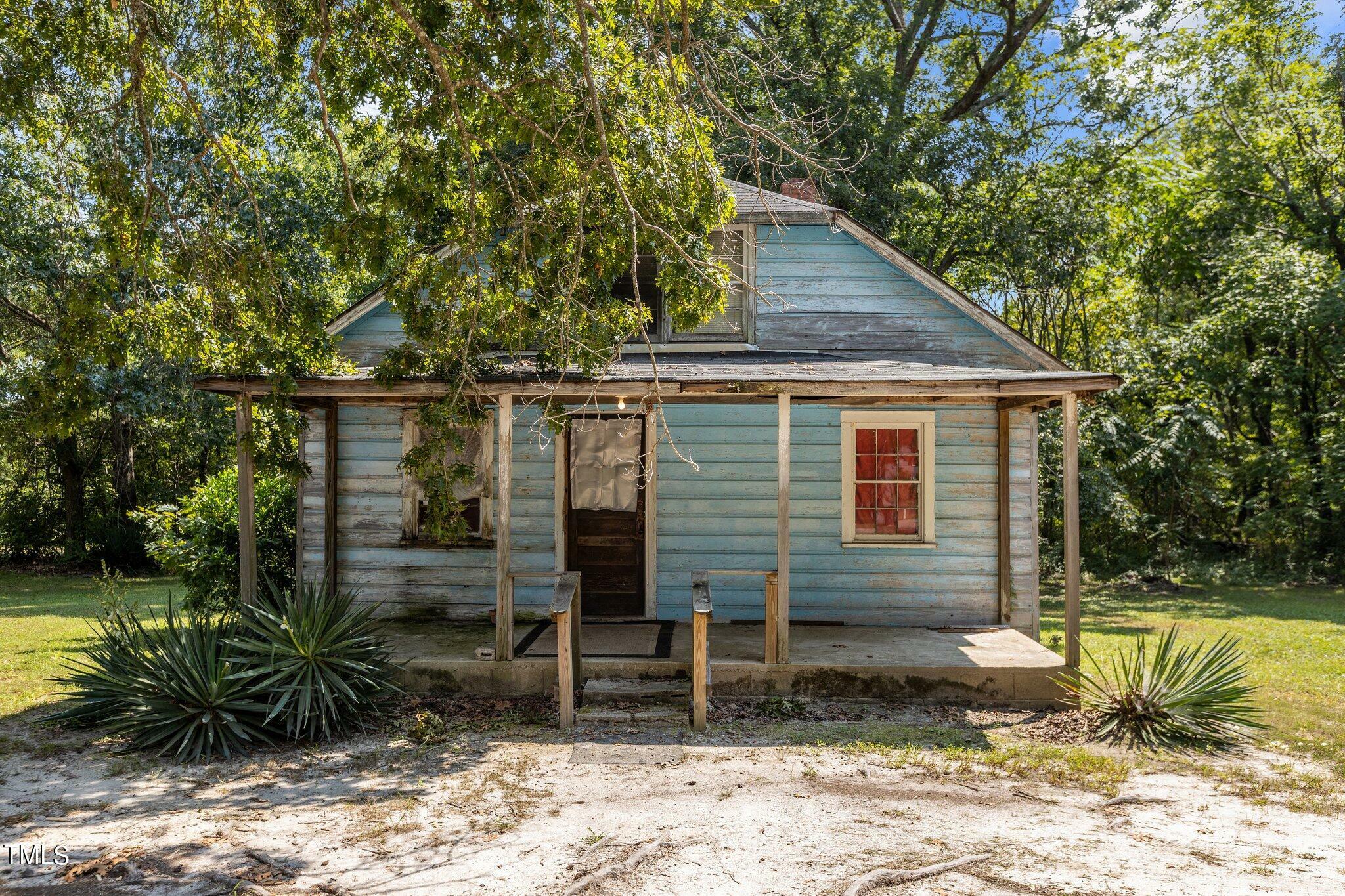 Property Photo:  1639 US 401 S  NC 27589 