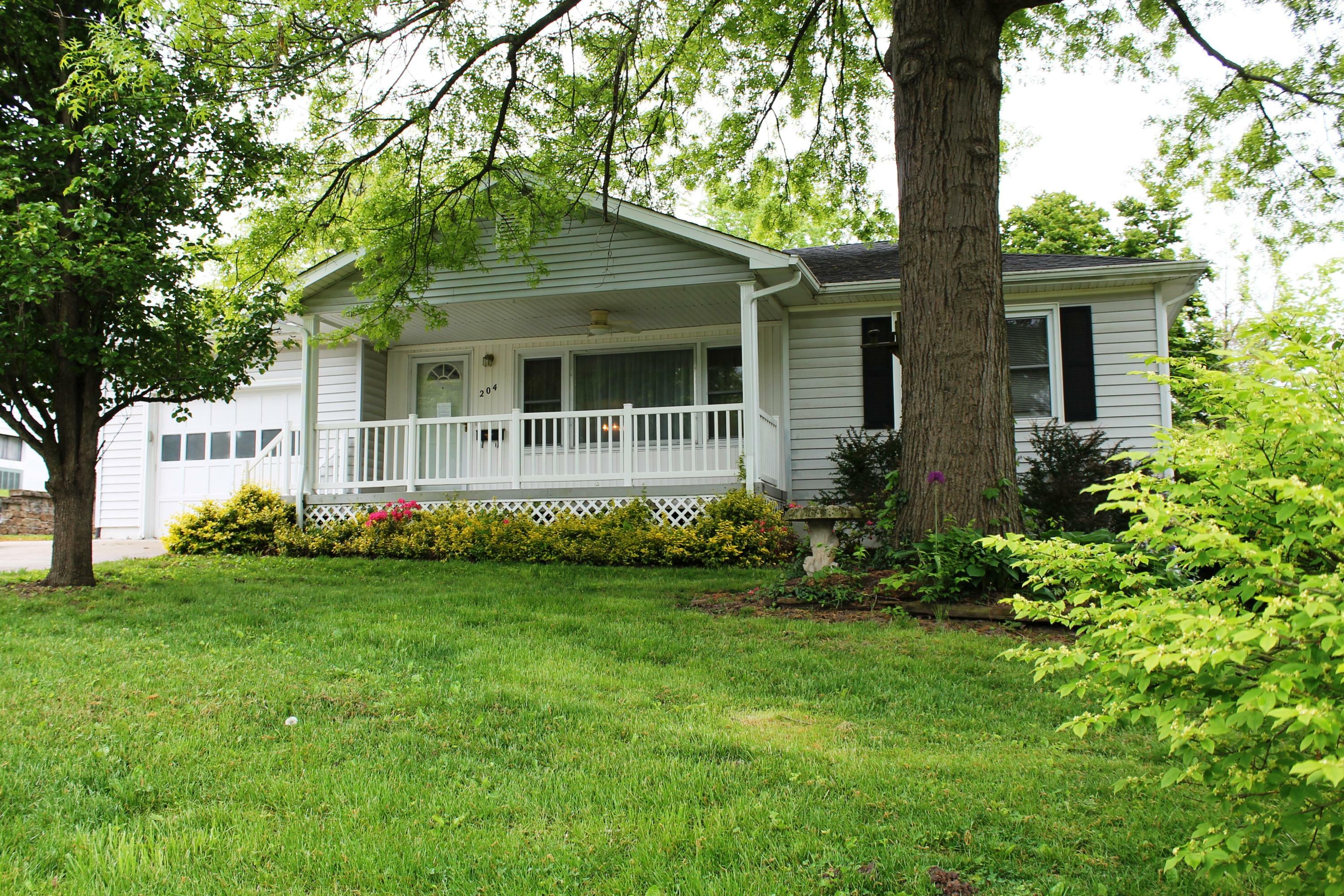 Property Photo:  204 Lee Street  MO 65251 