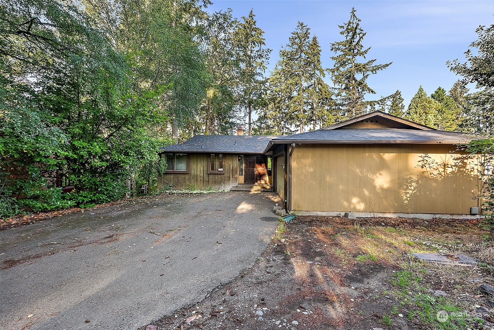 Property Photo:  7510 66th Avenue W  WA 98499 