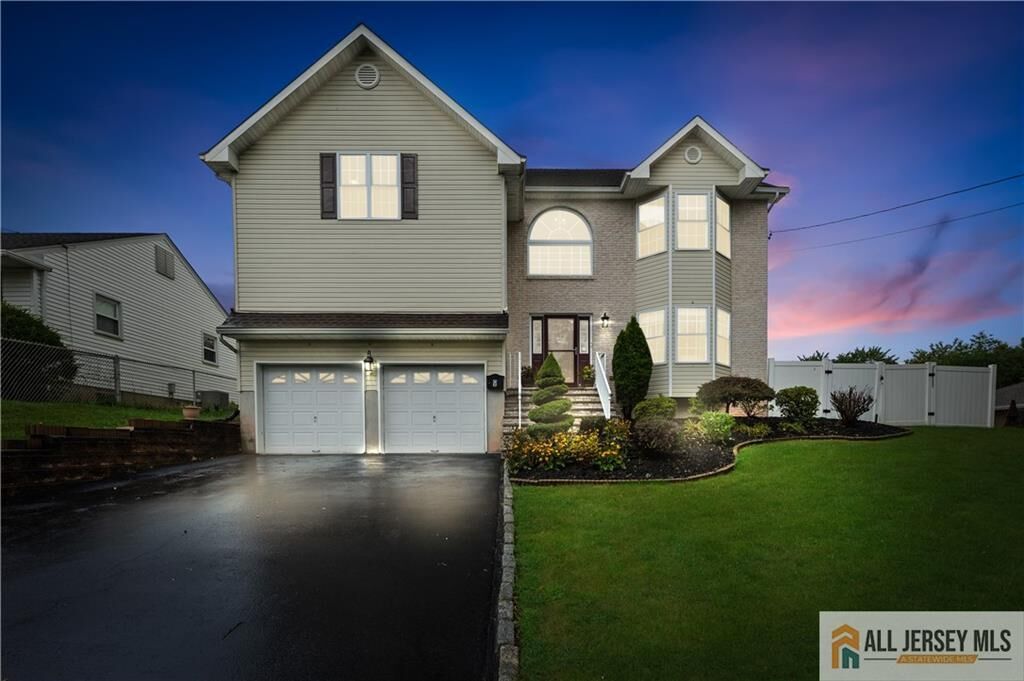 Property Photo:  9 Grand Avenue  NJ 08830 