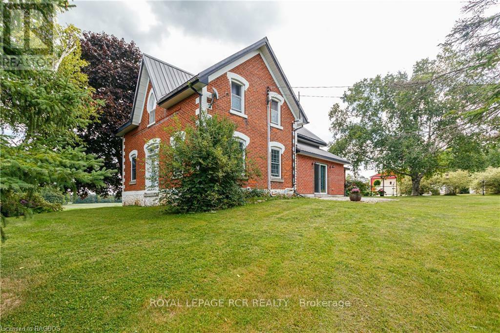 Property Photo:  268 Fox Ridge Road  ON N0H 1J0 