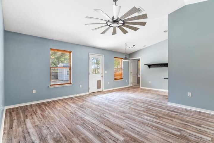 Property Photo: 7161 Blueberry Lane FL 32566