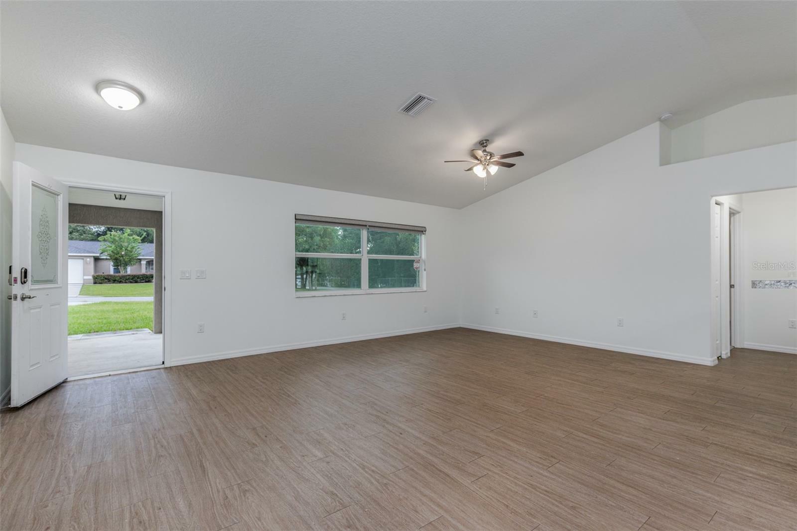 Property Photo:  5211 E Clayre Lane  FL 34452 