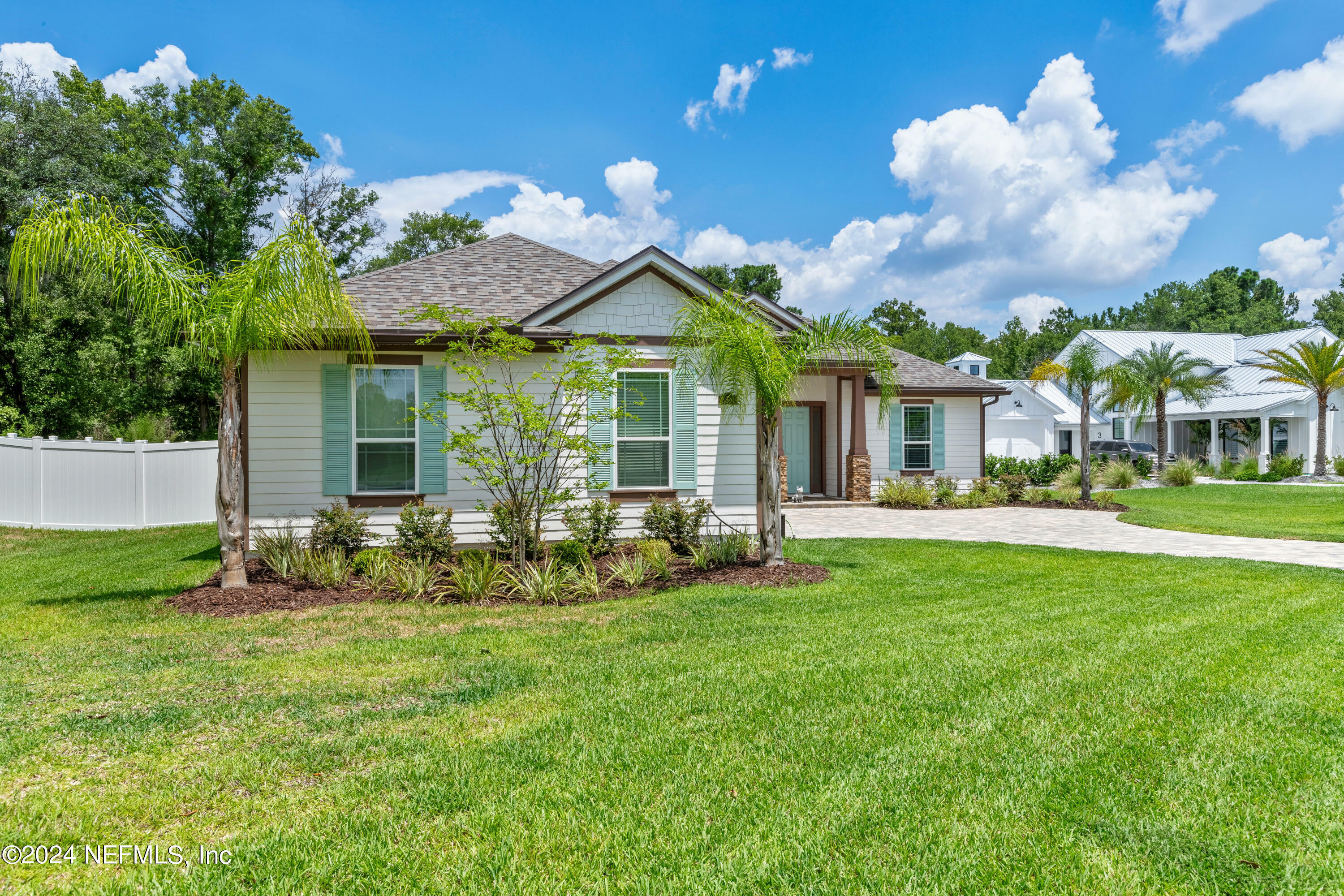 Property Photo:  3311 Southern Oaks Drive  FL 32043 