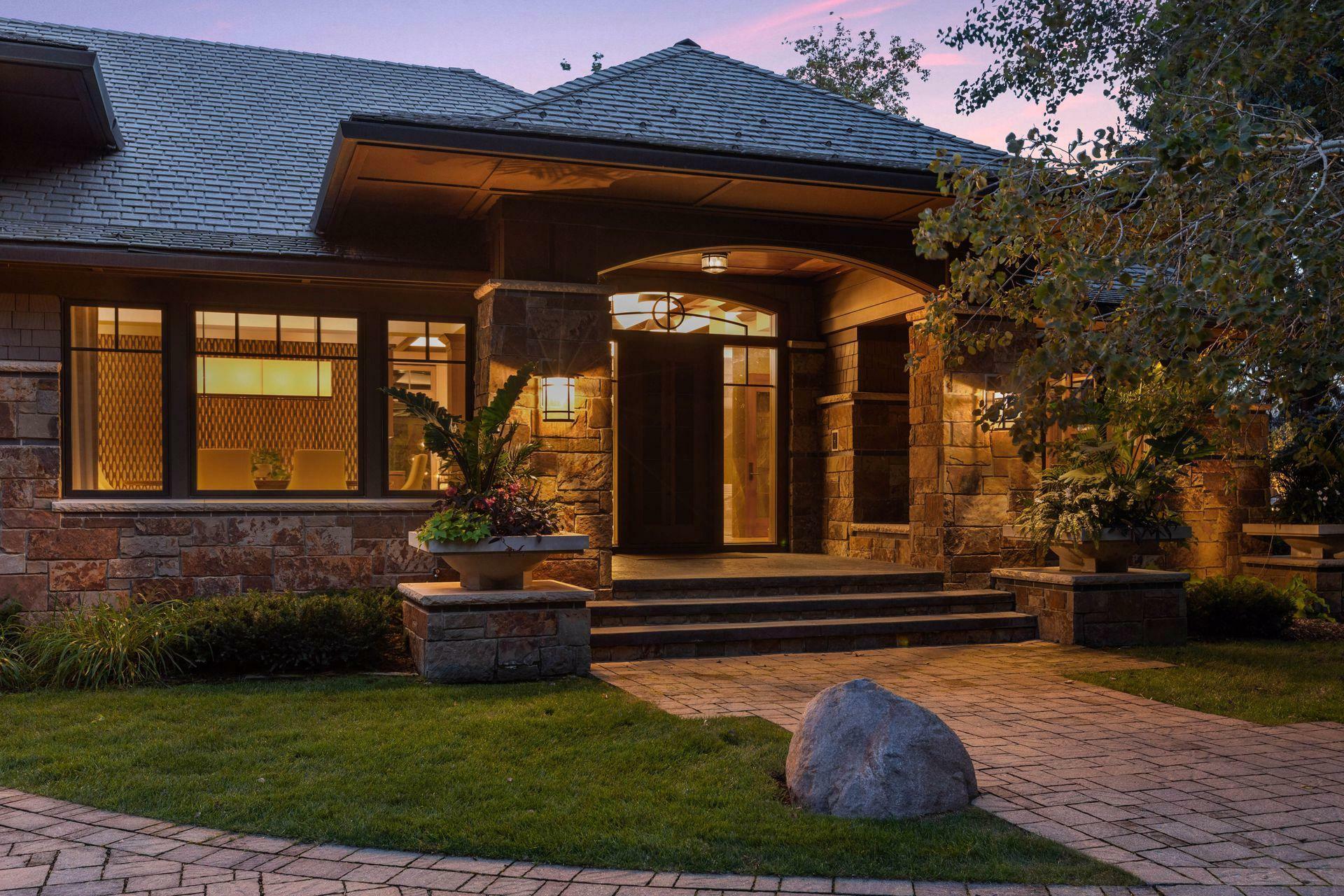 Property Photo: 370 Ferndale Road W MN 55391