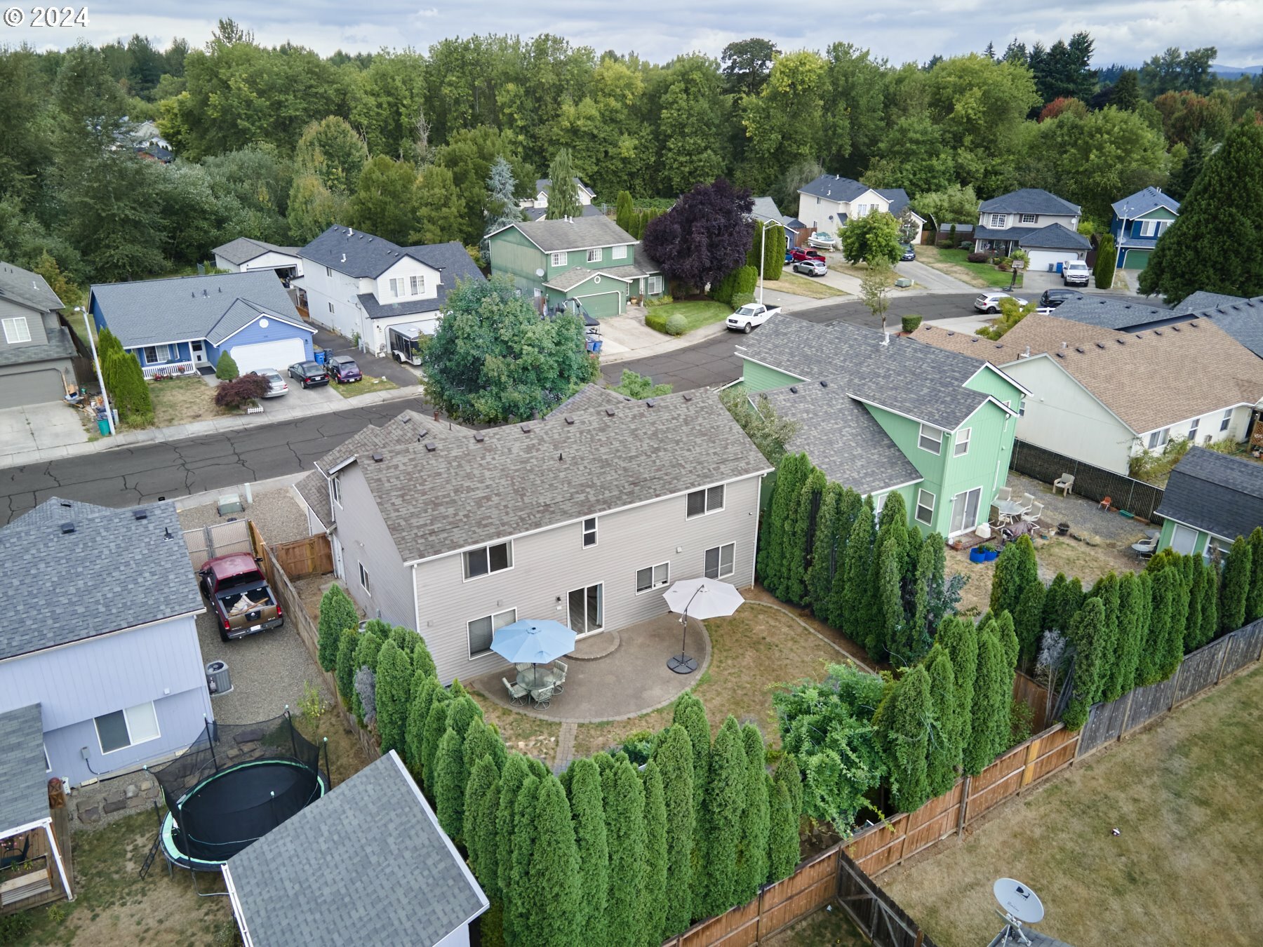 Property Photo:  309 NW 25th Pl  WA 98604 