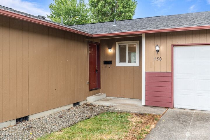 Property Photo: 130 SW 10th Street WA 98532