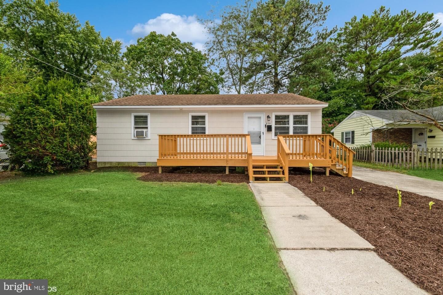 Property Photo: 828 Springfield Circle MD 21804