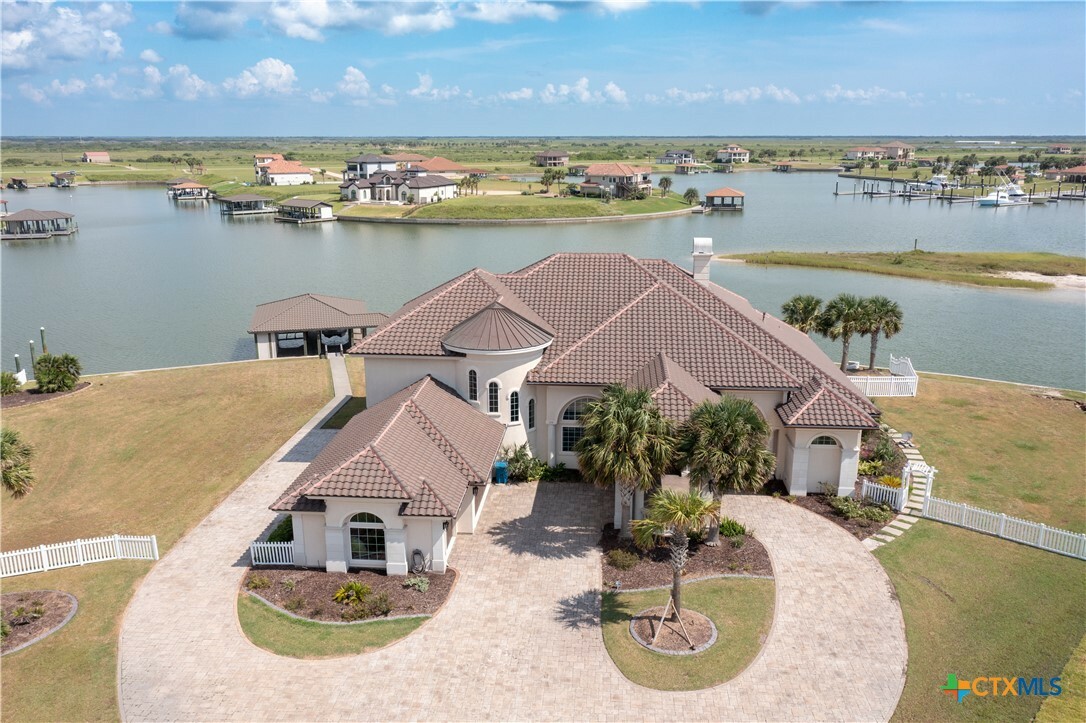 Property Photo: 153 E Tuscany Way TX 77979