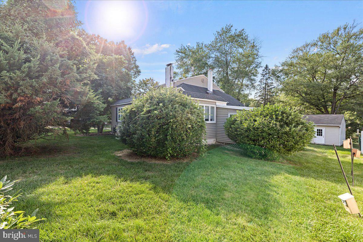 Property Photo:  1163 Richardson Avenue  PA 19020 