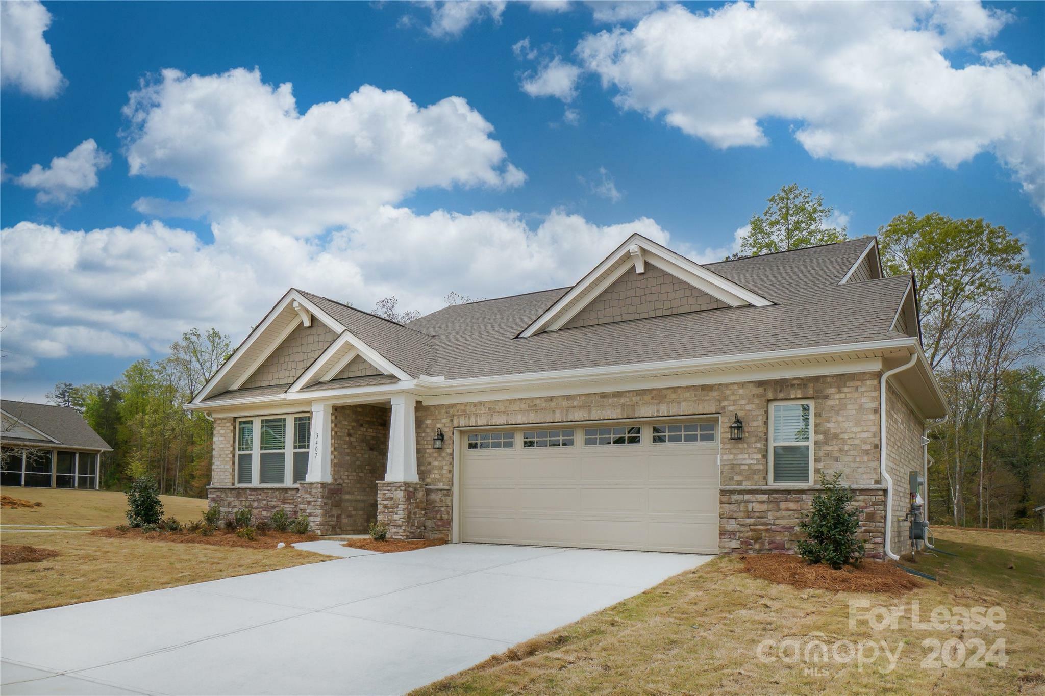 Property Photo:  3407 Marchers Trace Drive  NC 28227 