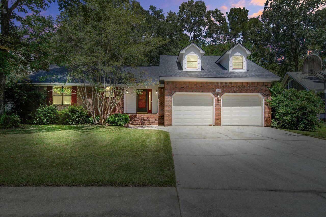 Property Photo:  106 Hickory Trace Dr Drive  SC 29445 