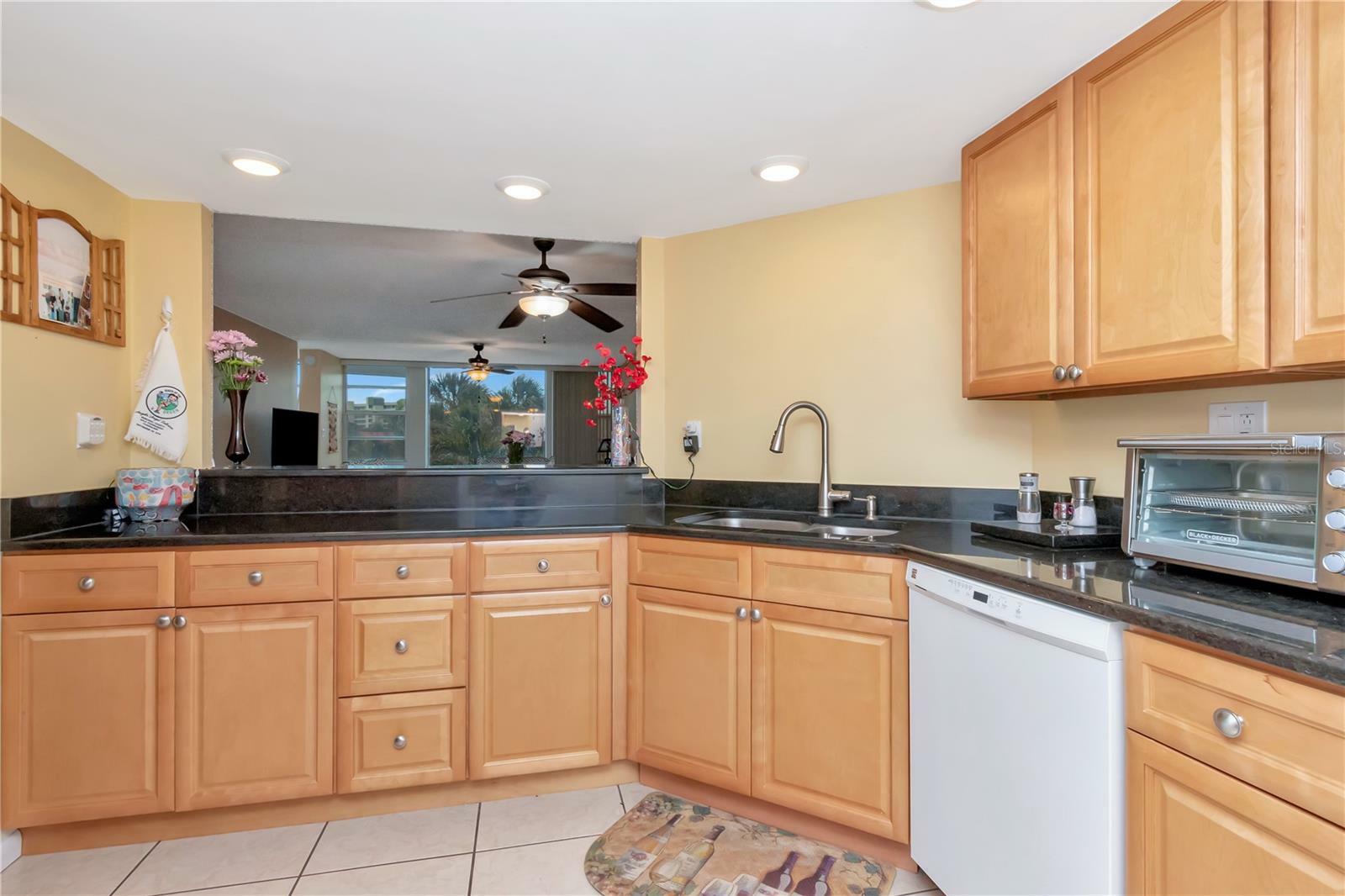 Property Photo:  7400 Sun Island Drive S 206  FL 33707 