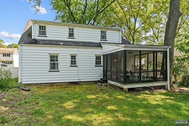 Property Photo:  882 Lafayette Ave Extension  NJ 07506 