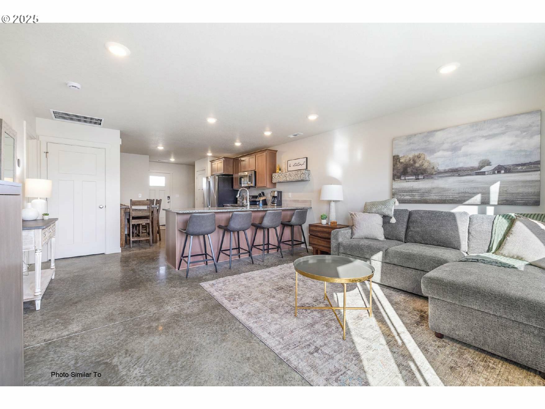 Property Photo:  1087 NE Emerald Dr  OR 97838 