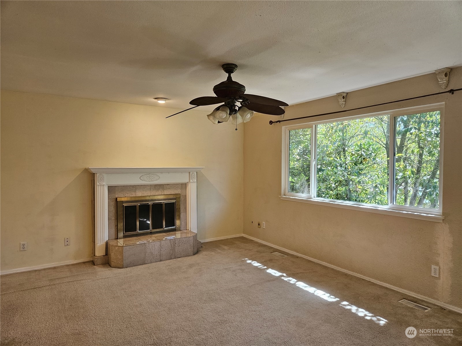 Property Photo:  2120 SW 338th Street  WA 98023 