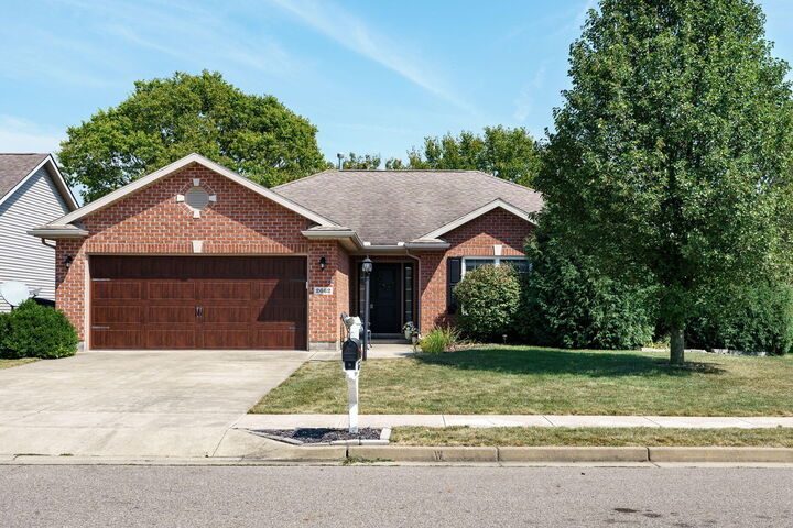 2662 Shady Tree Drive  Troy OH 45373 photo