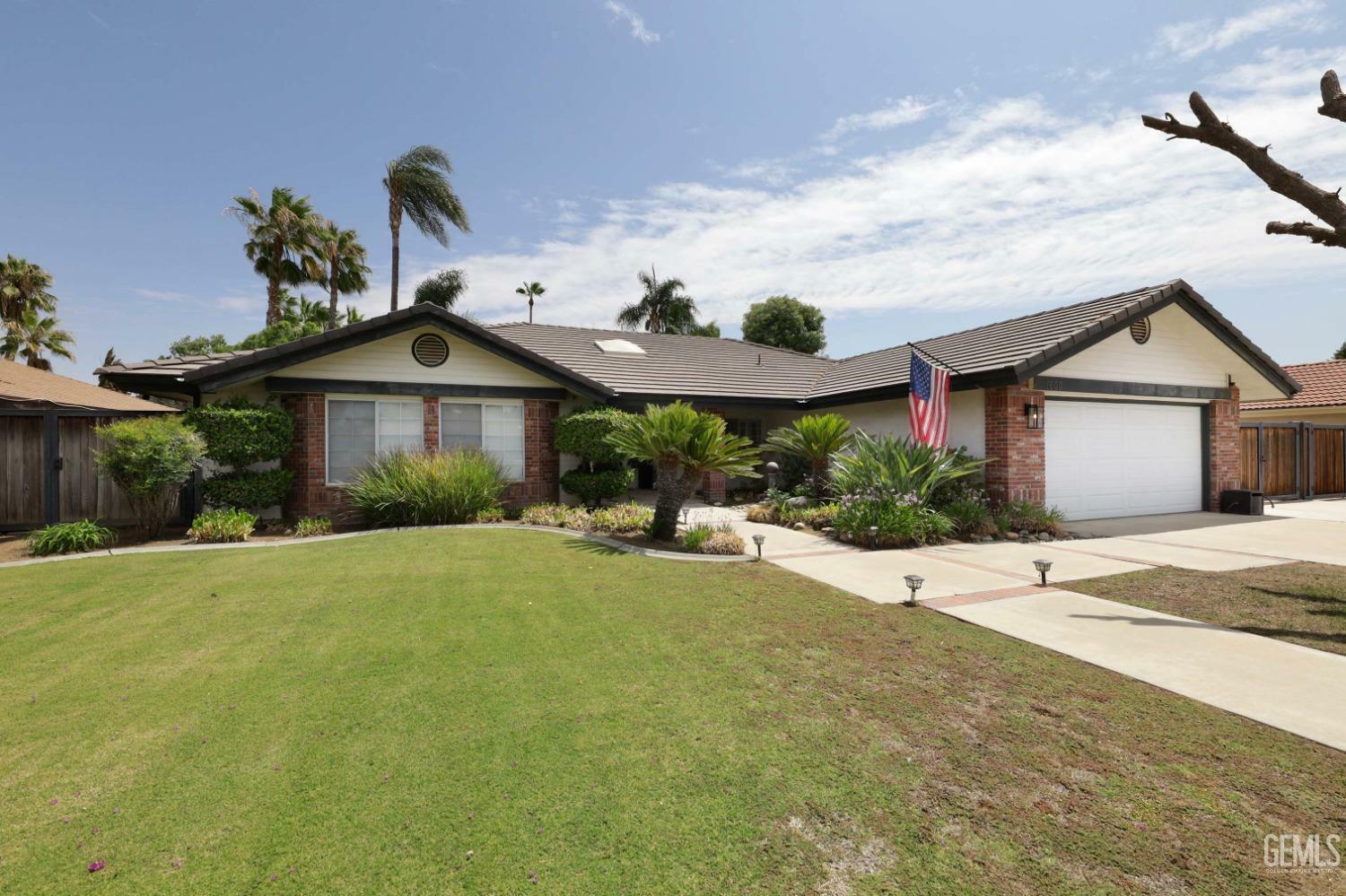 Property Photo:  1600 Longreach Drive  CA 93314 