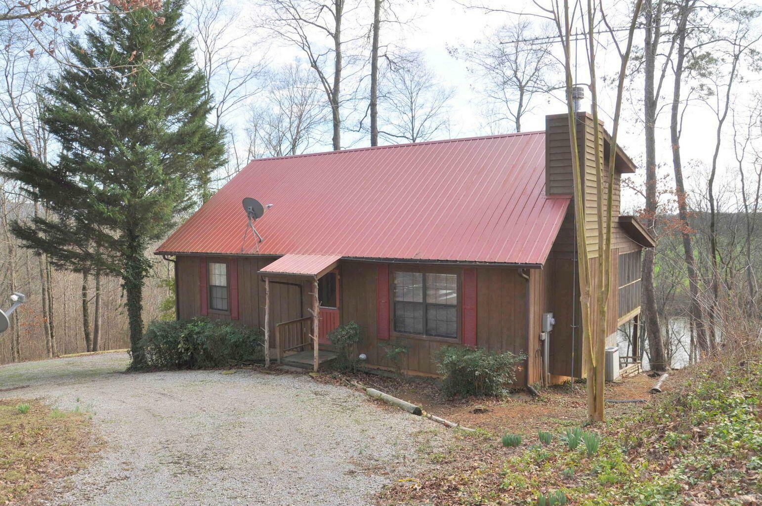 Property Photo:  370 River Run Road  TN 37309 