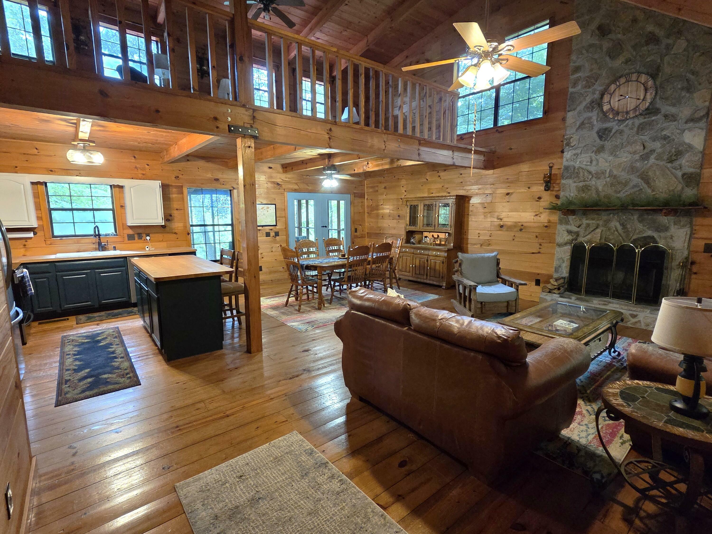 Property Photo:  370 River Run Road  TN 37309 