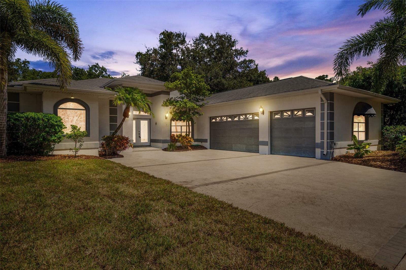 Property Photo:  10646 Park Place Drive  FL 33778 