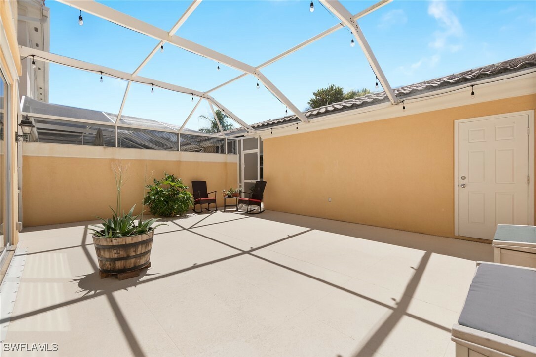 Property Photo:  8036 Josefa Way  FL 34114 