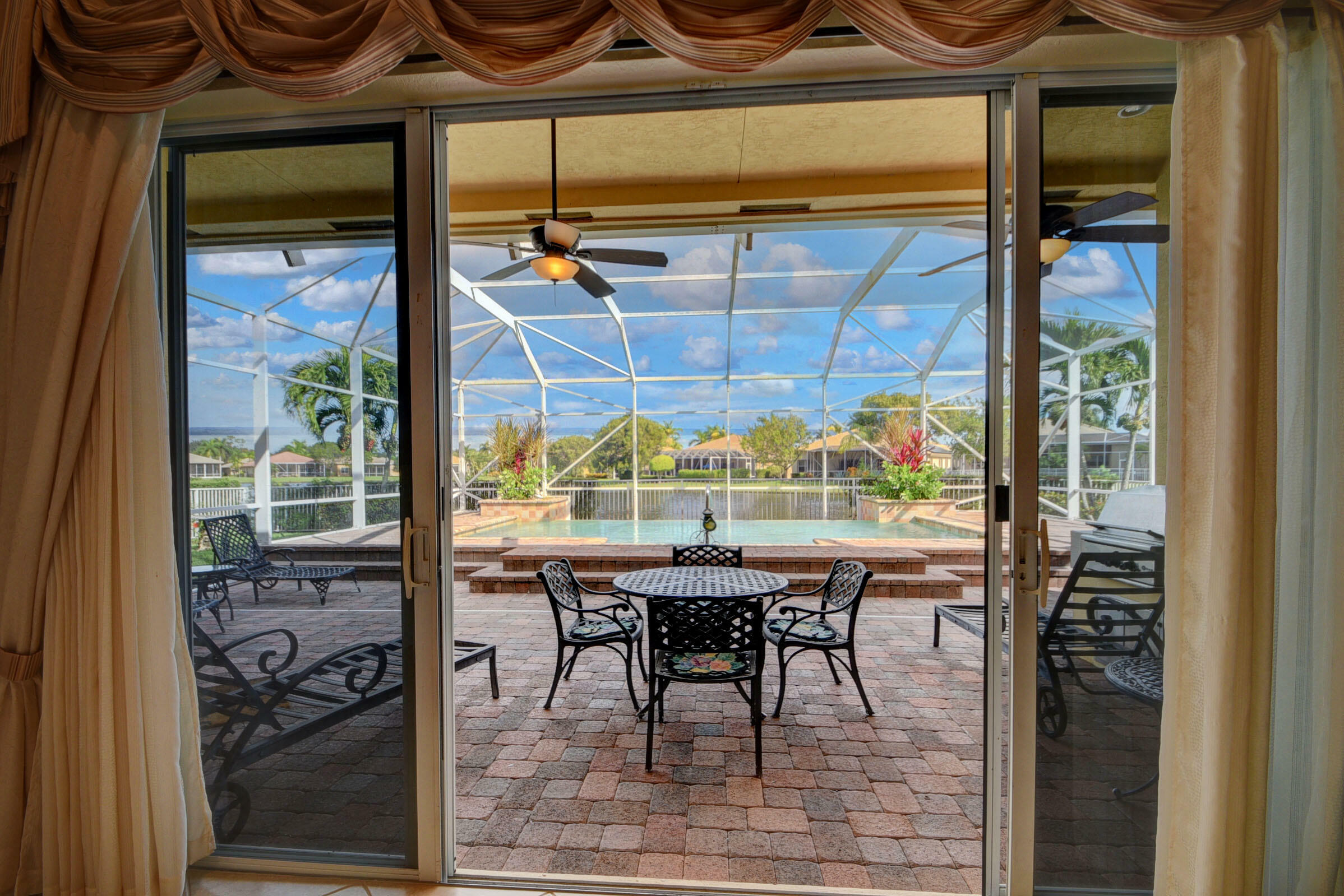 Property Photo:  9585 Lantern Bay Circle  FL 33411 