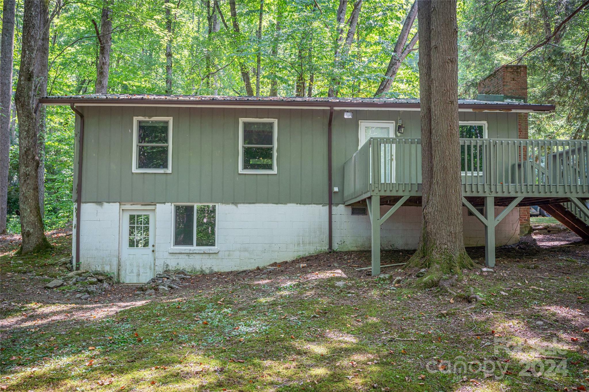 Property Photo:  221 Holland Drive  NC 28751 