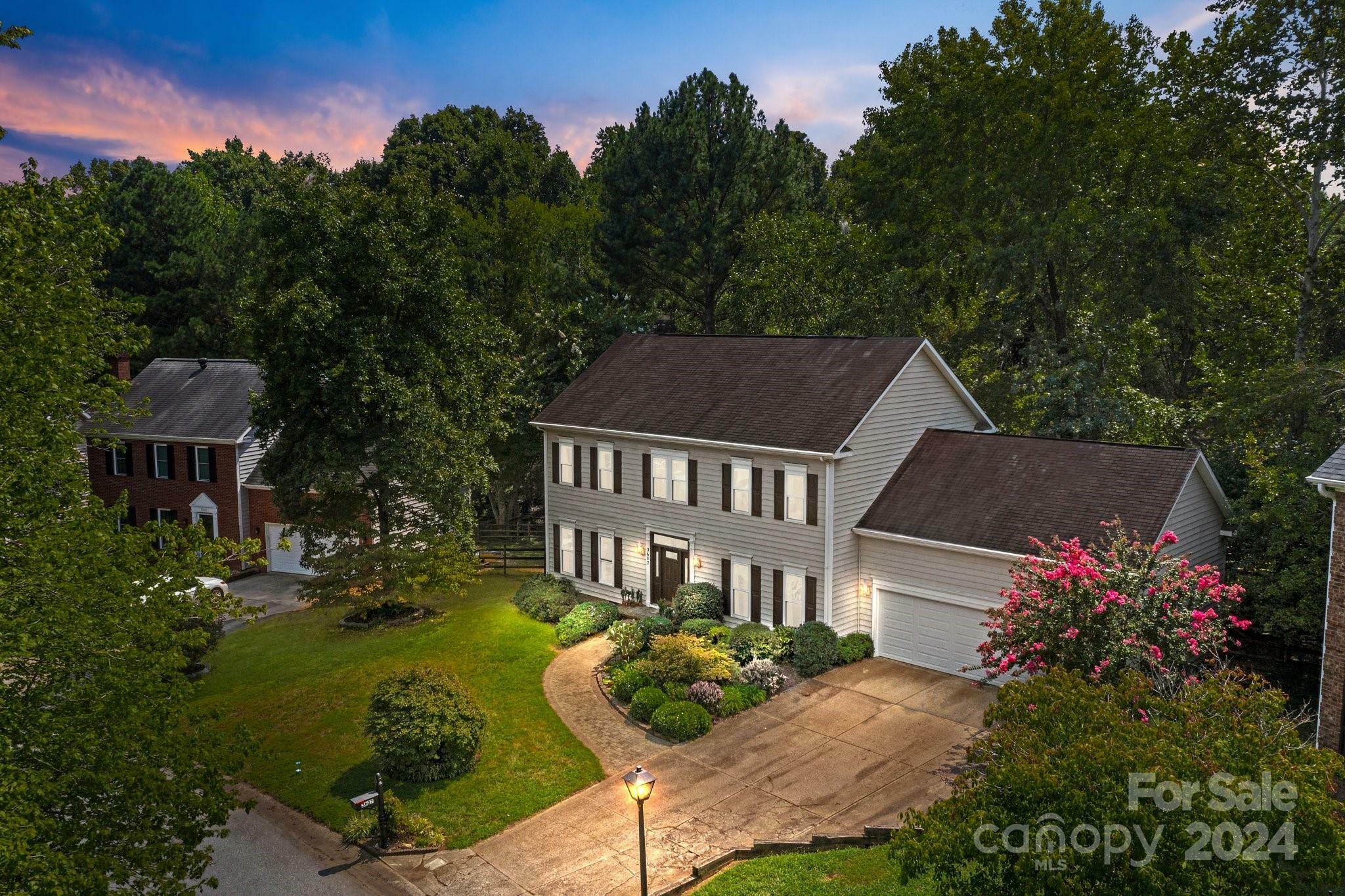 Property Photo:  3607 Mallard Cove Court  NC 28269 