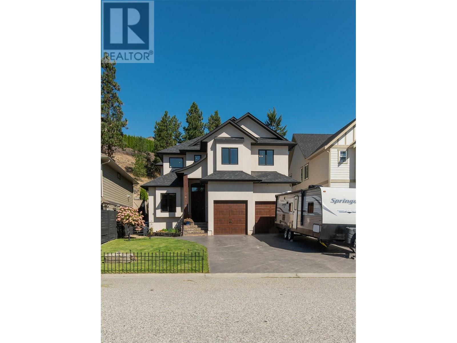 Photo de la propriété:  2032 Sunview Drive  BC V1Z 3C2 